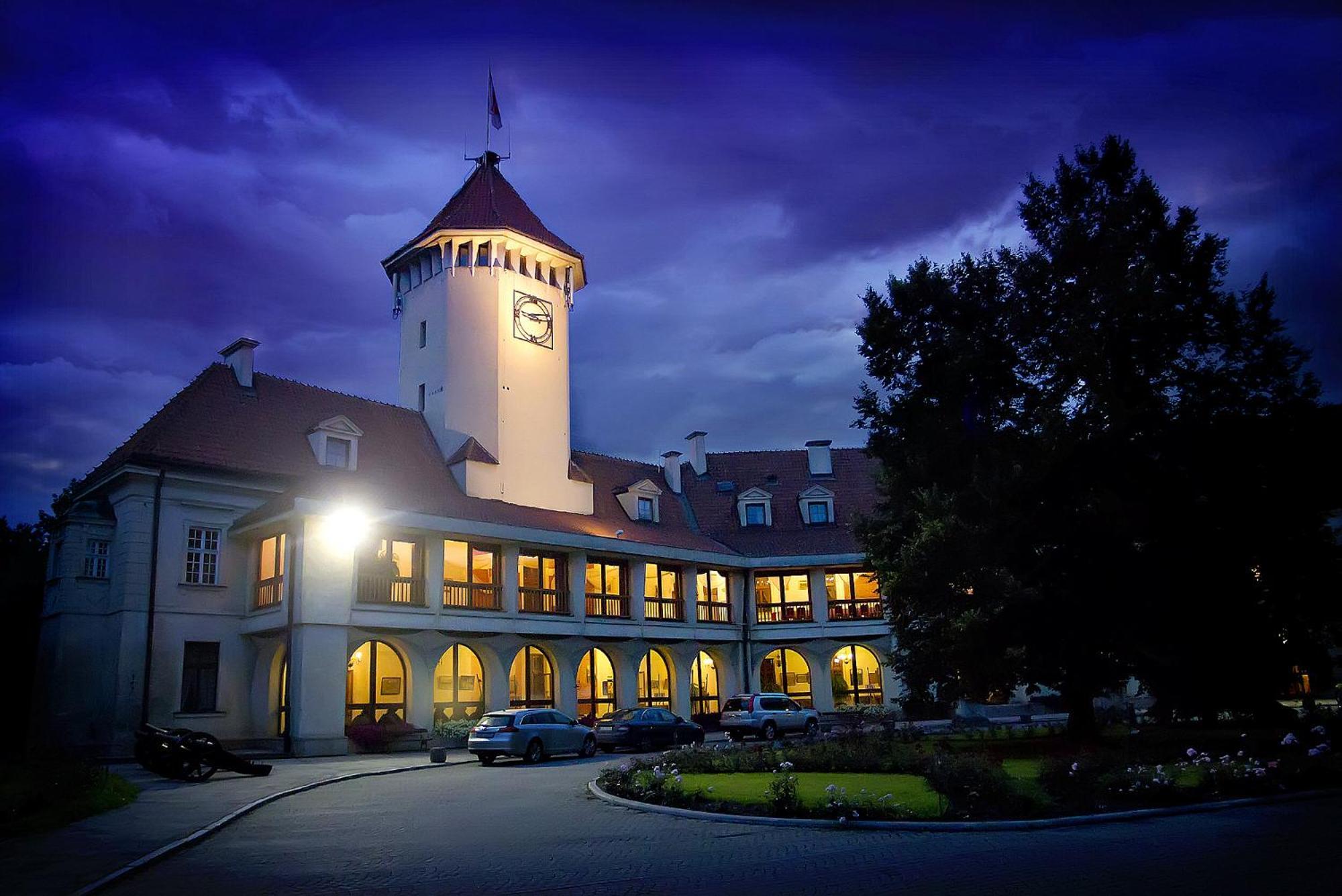 Hotel Zamek Pultusk Dom Polonii Exteriér fotografie